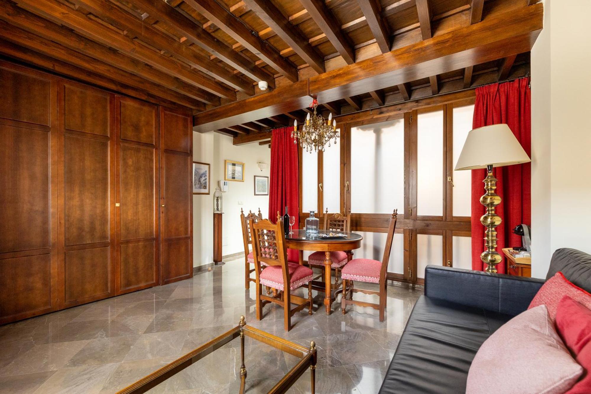 גרנדה Apartamentos En Pleno Centro, Aljibe Rodrigo Del Campo 1A מראה חיצוני תמונה